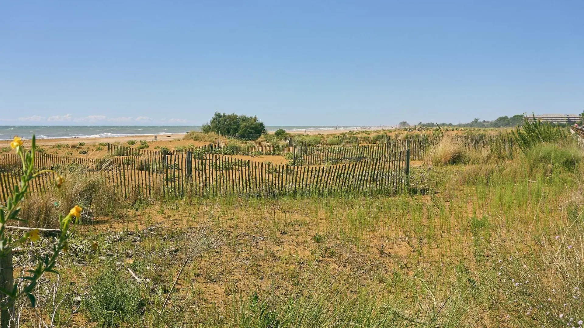 Coastal Comfort In A Cozy Studio Seaview Studio Bibione Apartment
